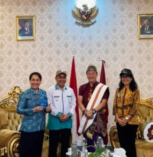 Diaspora Bucek Lie Terkesima Wisata Toraja