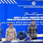 Bupati Tana Toraja Teken Berita Acara Verifikasi IPPR Revisi RTRW