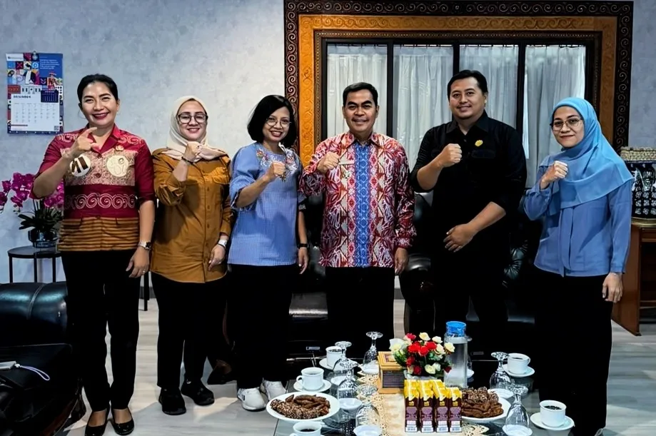 Tim Kementan Program Peremajaan Kopi Arabika Temui Bupati Tana Toraja