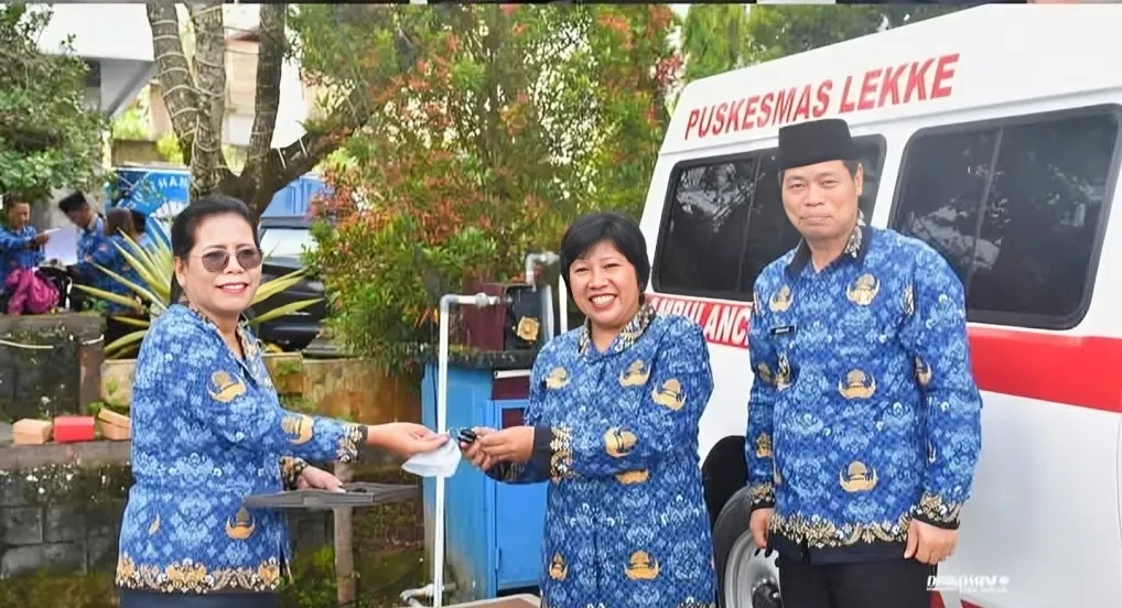 HKN 2025, Puskesmas Lekke’ dan Makale Terima Ambulans Baru
