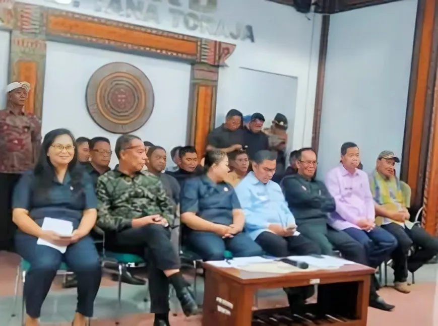 Bupati Tana Toraja Siap Fasilitasi Warga Bittuang Dialog dengan Kementerian ESDM