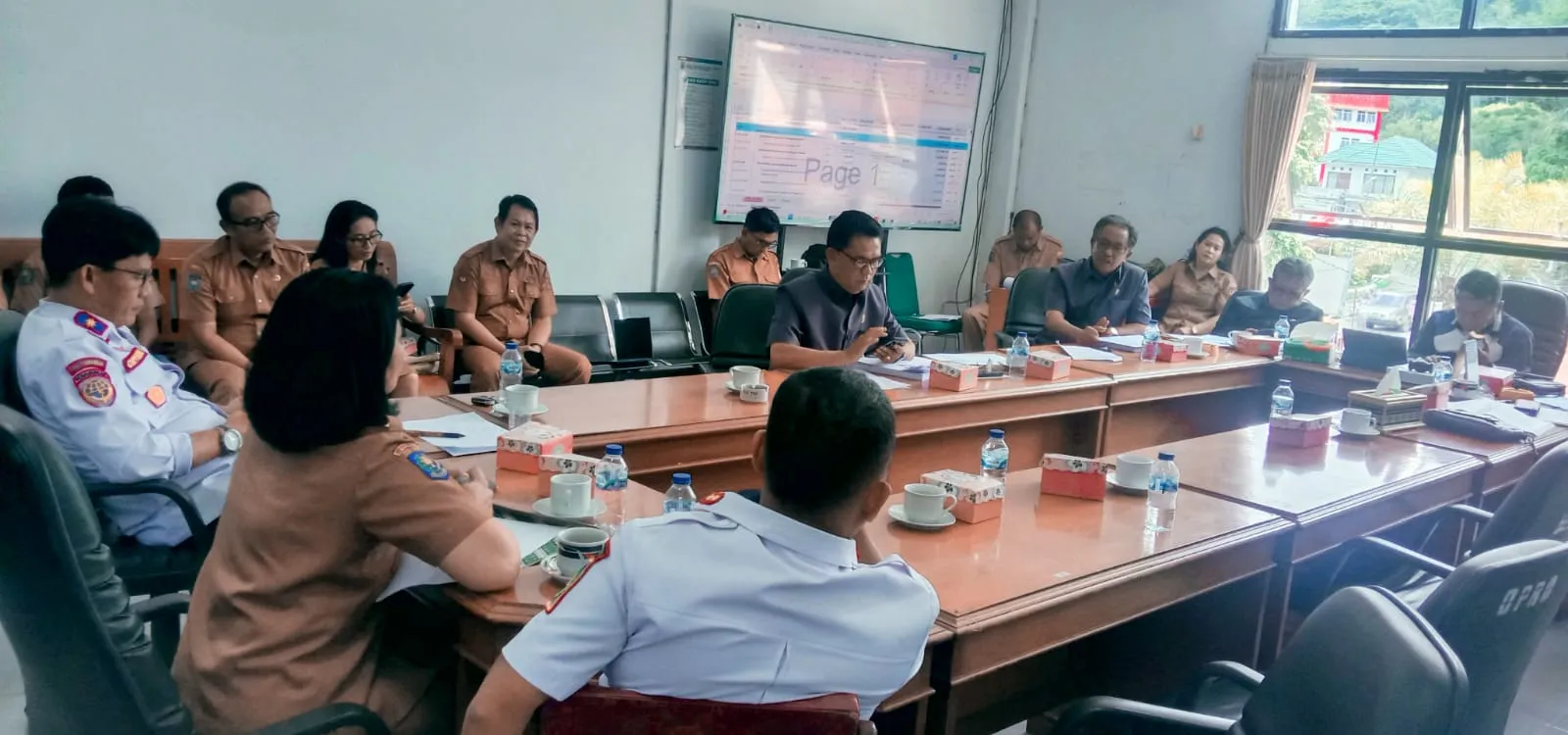 Pansus LKPJ Sorot Tonase Jalan dan Penerangan Lampu