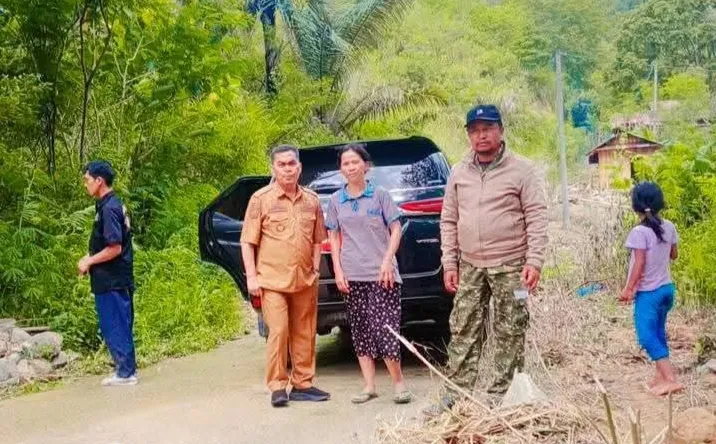 Bupati Zadrak Tinjau Longsor di Lembang Palioran Masanda
