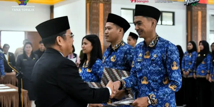 301 CPNS Tana Toraja Formasi 2024 Terima SK PNS