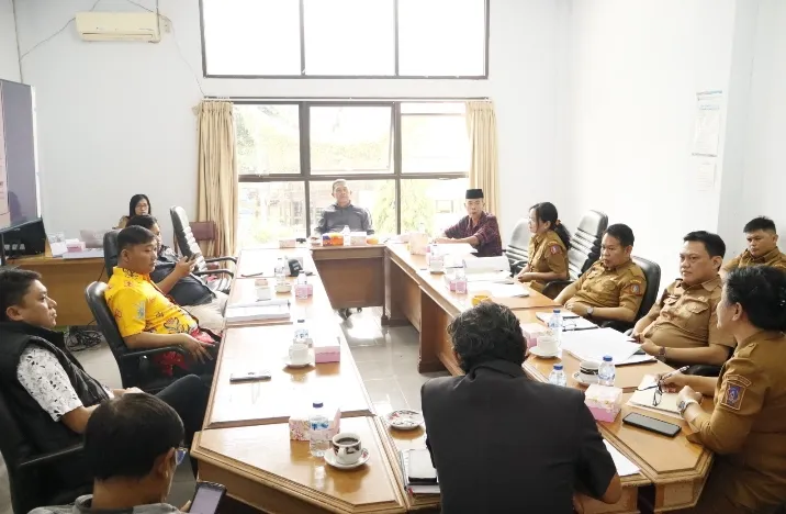 Pansus LHP BPK RI DPRD Tana Toraja Rapat Bersama PUPR dan Diknad