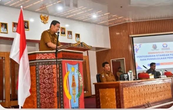 Wabub Tana Toraja Buka Bintek Standar Pelayanan