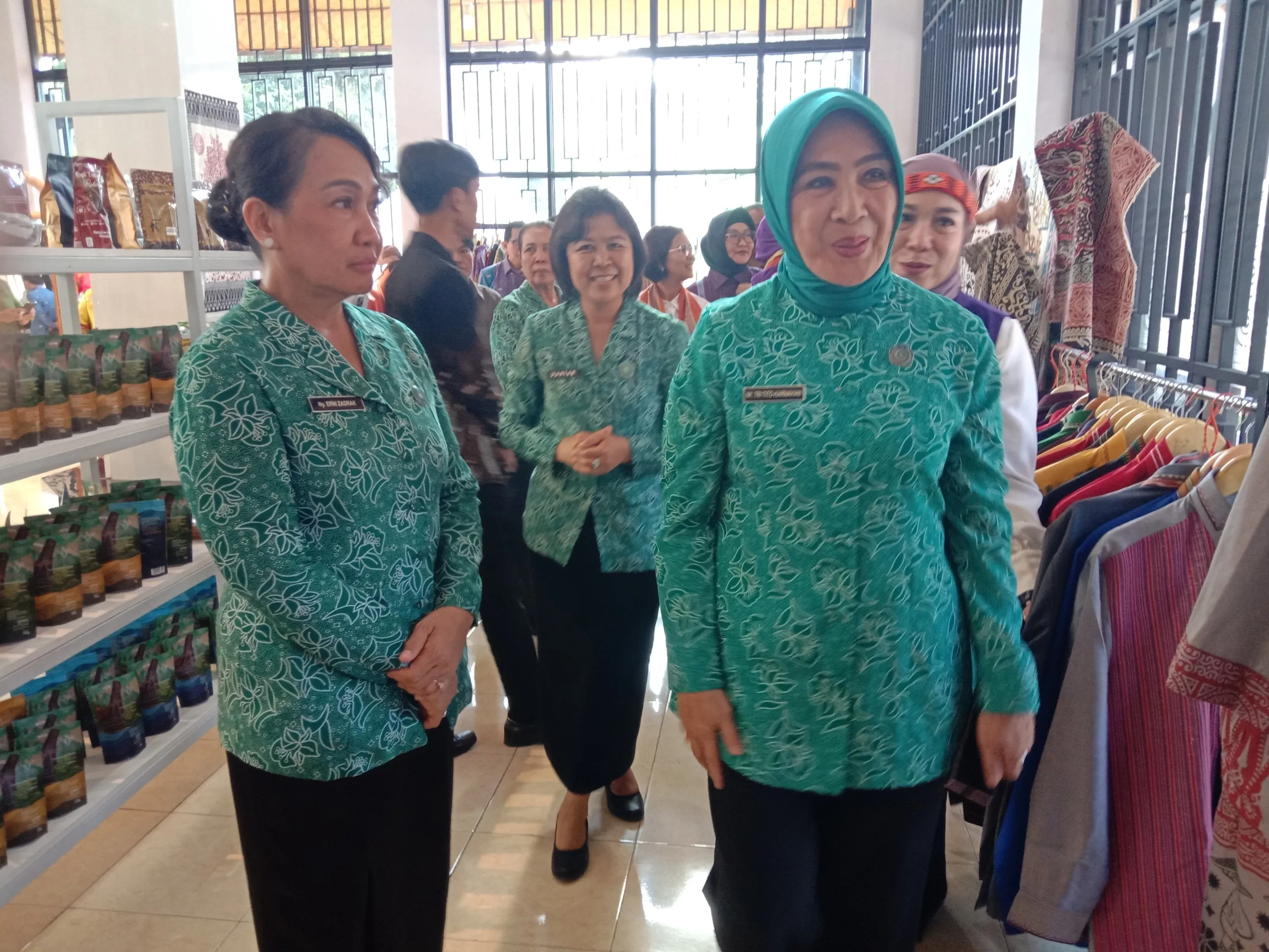 Tri Suswati Dorong Kain Tanun Toraja Naik Kelas Lewat Ekonomi Kreatif
