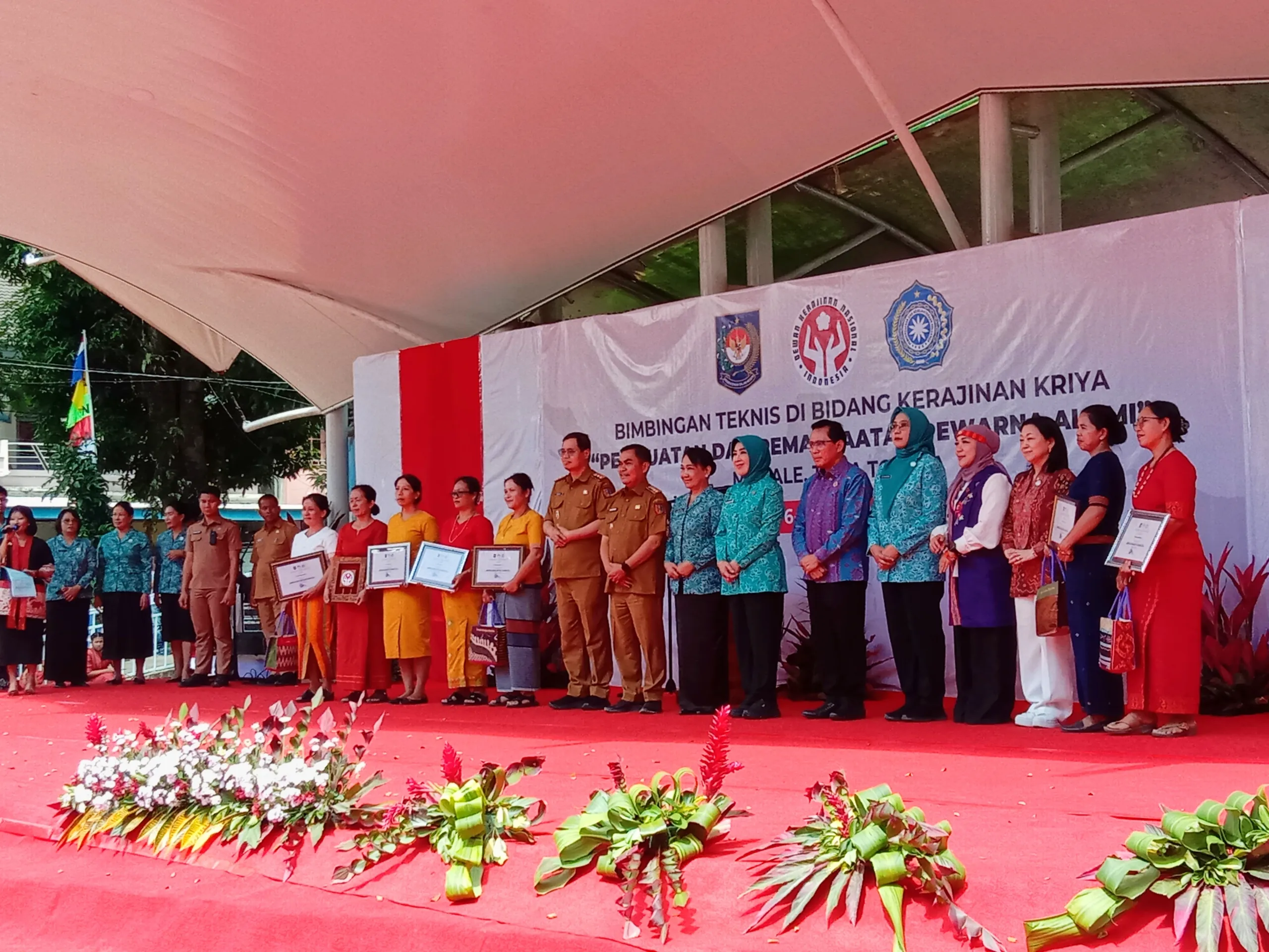 Bupati Zadrak Sambut Kunker Tri Suswati Tito Karnavian di Tana Toraja