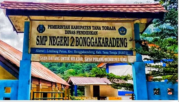 Wabub Tator Geram Kepsek Bongkar Larang Siswa Muslim Gunakan Hijab