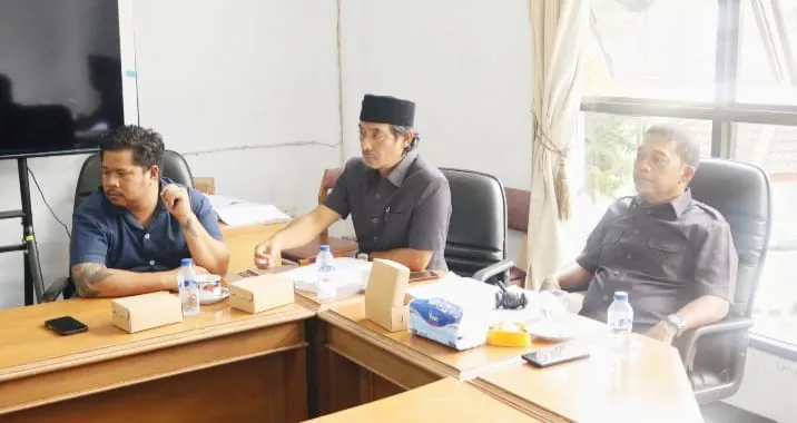Pansus LHP BPK RI DPRD Tana Toraja Reker Tiga OPD