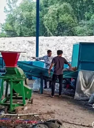 Bupati Tana Toraja Sidak Pembuatan Pupuk di TPA Rantetayo