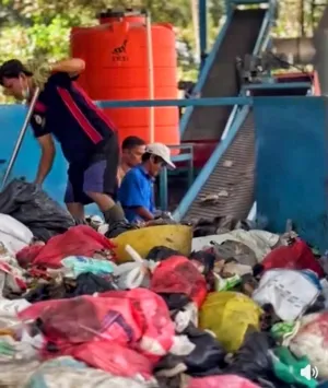 Bupati Tana Toraja Janji Siapkan Alat Pemilah Sampah