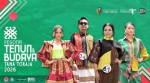 34 Peserta Ramaikan Lomba Rancang Busana Tenun Tana Toraja