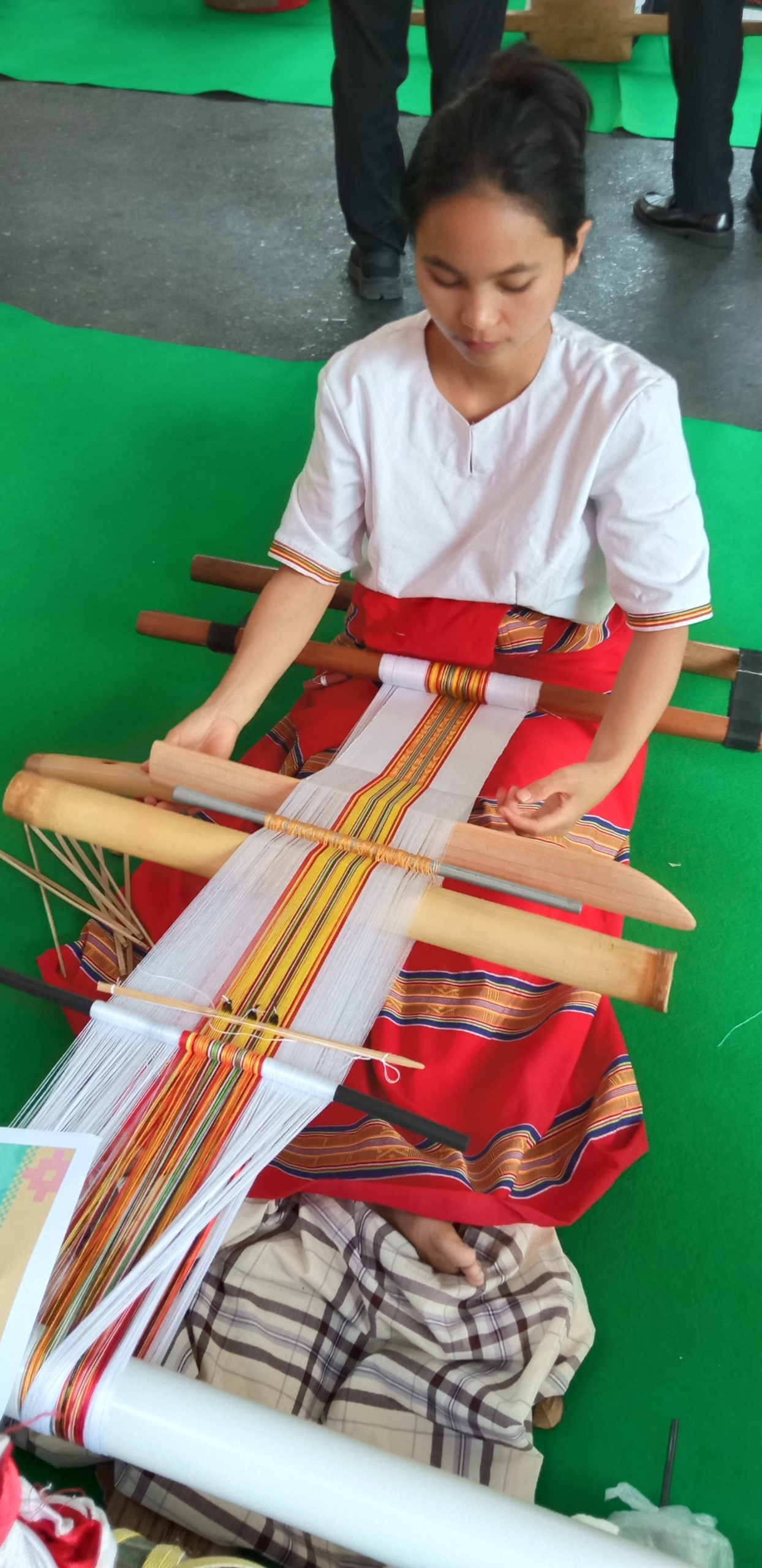 Tenun Kekayaan Warisan Budaya Tana Toraja