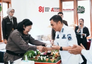 Bupati Zadrak Hadiri Syukuran Kejari Tana Toraja