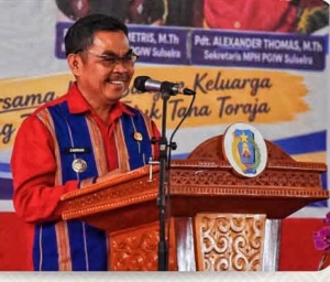 Baupati Zadrak Apresiasi Seminar Ketahanan Keluarga Kristen