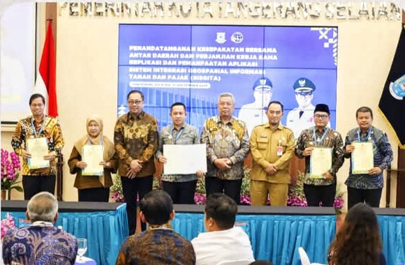 Wabub Tana Toraja Teken MOU Sistem Peta Pajak