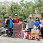 Dinsos Tana Toraja Serahkan Bantuan ke Korban Kebakaran di Sandabilik